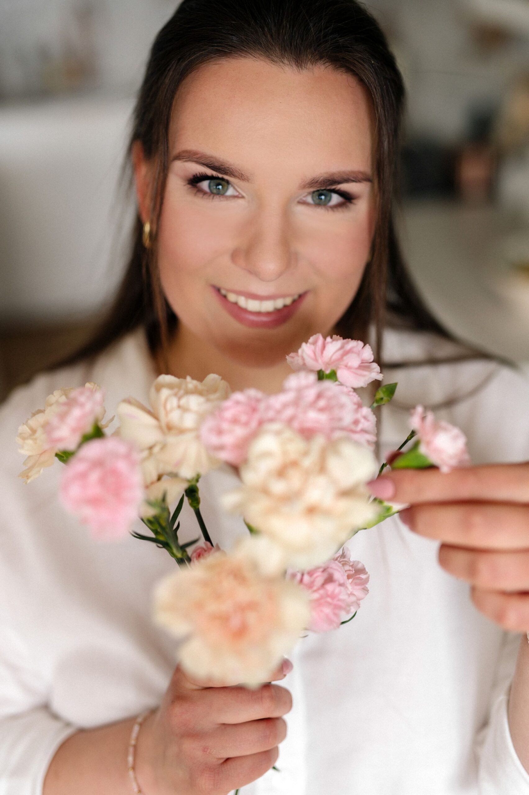 Kwiaty i dekoracje na przyjęcia i wesela.